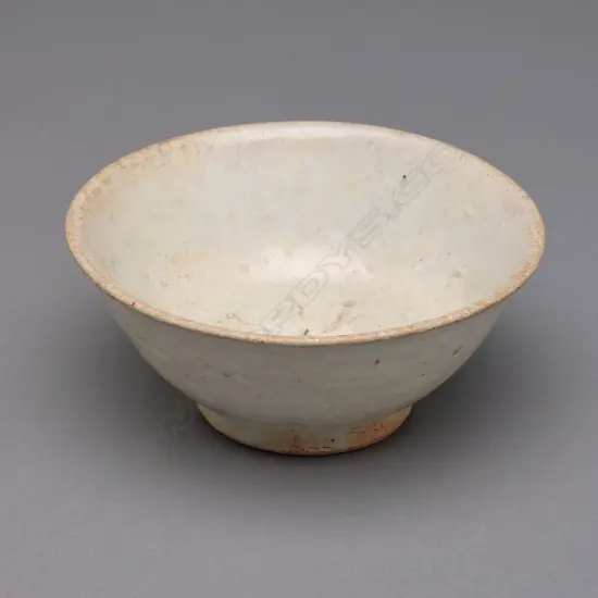 Stoneware bowl - Sawankhalok,